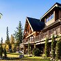 Vagabond Lodge at Kicking Horse Resort