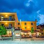 Hotel Alpino