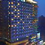 Four Points by Sheraton Shanghai, Daning