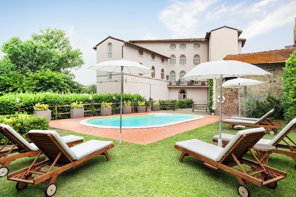 LHP Certaldo Resort