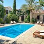 Porfyrios Country House