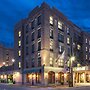 Holiday Inn Savannah Historic District by IHG