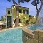 Villa Hibiscus
