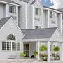Microtel Inn & Suites by Wyndham Gassaway/Sutton