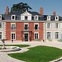 Hôtel & Spa du Domaine des Thômeaux, The Originals Relais