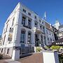 Golden Tulip West Ende