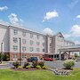 Comfort Inn & Suites Dover near Speedway
