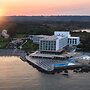 Eden Roc Resort Hotel