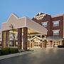 Country Inn & Suites by Radisson, Kansas City at Village West, KS