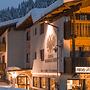Hotel Adler