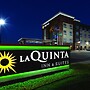 La Quinta Inn & Suites by Wyndham Wichita Airport