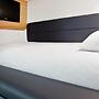 YOTELAIR Amsterdam Schiphol - Transit Hotel