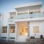 Zephyros Hotel