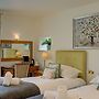 Shireburn Arms Hotel