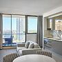 Meriton Suites Campbell Street, Sydney