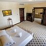 Hotel Golden House