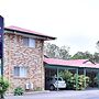 D'Aguilar Hotel Motel
