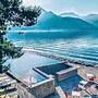 Carine Hotel Delfin