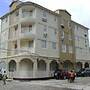 Caribbean Hotel Cayes