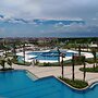 Aquamira Hotel & Resort