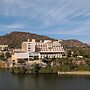Via Lakhela Resort & Spa