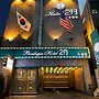 Hotel February Suseong