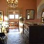 Hotel Amor y Paz