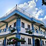 Den Den Guesthouse