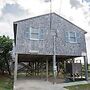 Beachbux 3 Bedroom Cottage by RedAwning