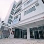 The Strand Suites and Dormitel