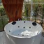 V20boutique Jacuzzi Hotel