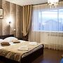 Parallel Hotel