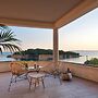 Prima Vista Beachfront Boutique Hotel