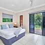 Beachcomber Holiday House