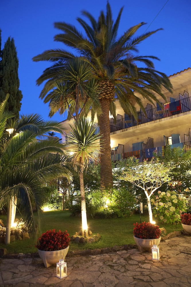 Hotel Bell Repos