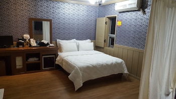 Soo Hotel