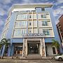 Pantai Regal Hotel