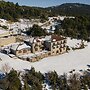 Karyatis Resort