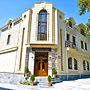 Yaffle Inn Boutique Hotel