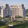 HUALUXE Ningbo Harbor City by IHG