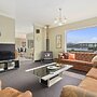 Manfield City Waterfront View Cottage