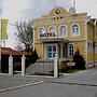 Hotel Lav