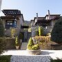 Ostra Menalon Luxury Suites