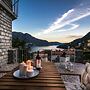 Como Lake Amazing Views