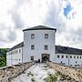 Chateau Goldenstein