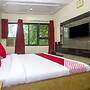 Hotel New Uttam Hira Palace