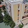 Hotel International
