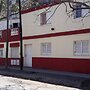 1080 Apartments