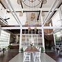 Memmoth Cafe & Hostel in Lampang