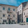Heritage Grand Perast